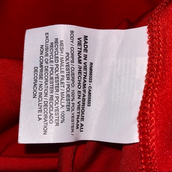 🚫SOLD🚫 Nike Red Dri Fit Long Sleeve Athletic Top - Picture 7 of 7